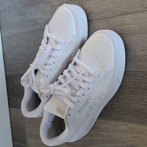 Womens Puma Shoes